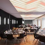Roomers Munich, Autograph Collection