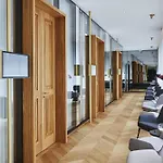 Roomers Munich, Autograph Collection